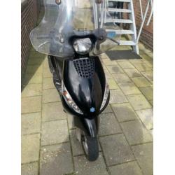 Piaggio zip (voor onderdelen)