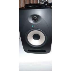 Tannoy muziek box. Ook om instrumenten op aan te sluiten