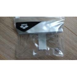 Nieuw! Baby badmuts / Arena pirate swim cap UV protection li