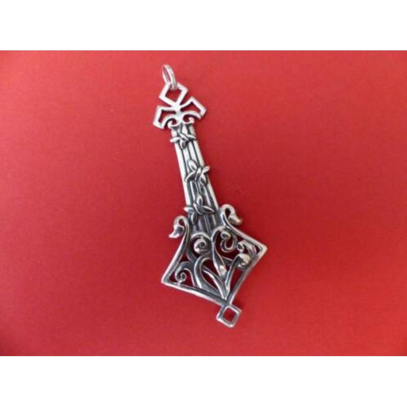 Mooie Lange Zilveren Jugendstil Hanger met Vlinders