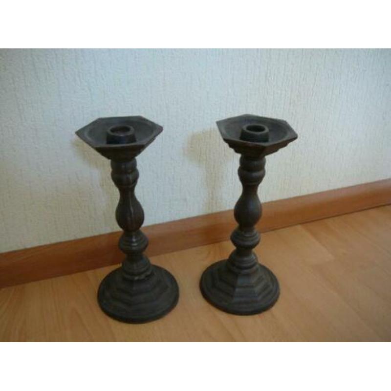 kandelaar - 2 stuks - gietijzer - zeer decoratief