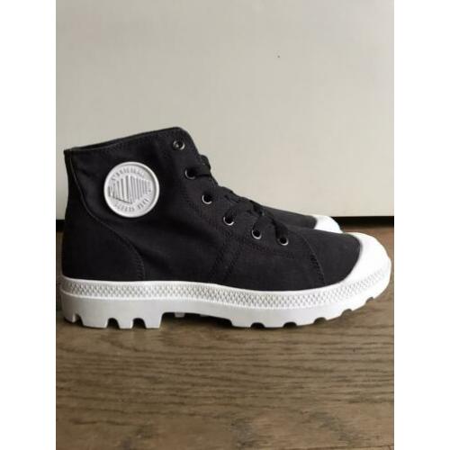 Mooie unwashes Palladium Pampa Hi longlace zwart mt 42