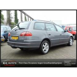 Toyota Avensis Wagon 1.8-16V Linea Luna (bj 2002)