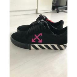 Off White sneaker
