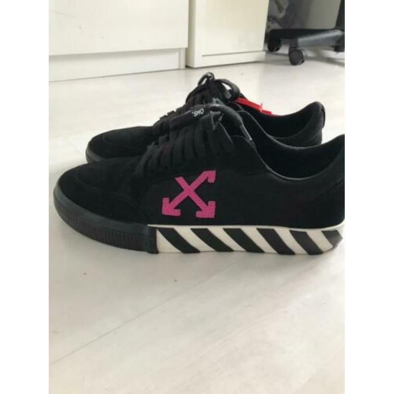 Off White sneaker