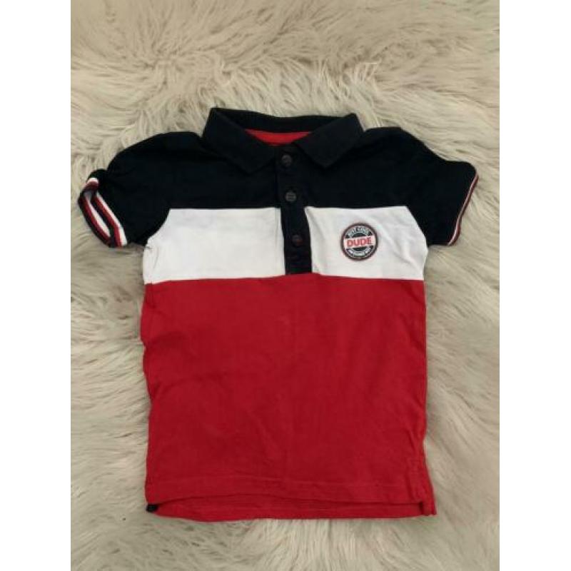 • 4 nieuwe t-shirtjes maat 74 •