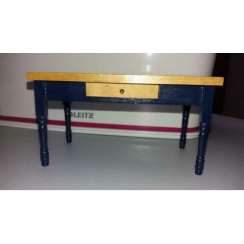 1/12 keukentafel met 4 stoelen