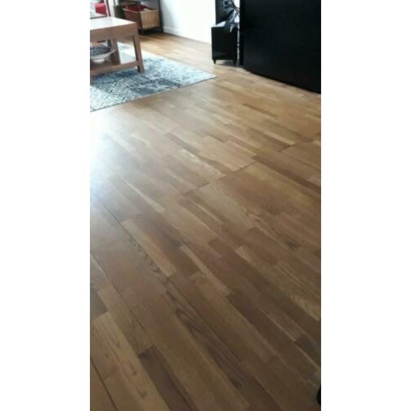 Te koop nog mooie Eiken parketvloer.