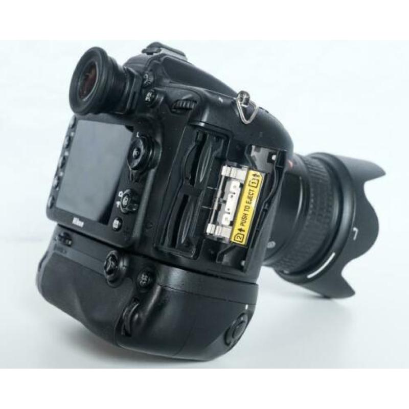 Nikon D7200, AF-S 16-85mm ED VR, batt. grip en accessoires