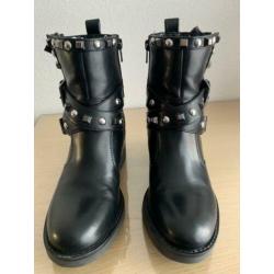 GUESS enkellaarsjes zwart maat 36