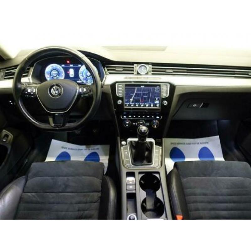 Volkswagen Passat Variant 1.4 TSI ACT Highline R- Virtual Co