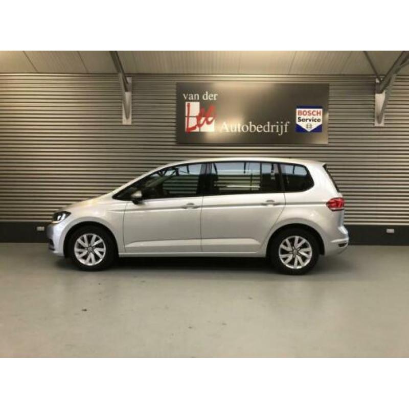 Volkswagen Touran 1.2 TSI 7PERS NAVI CLIMA PDC V+A TRH