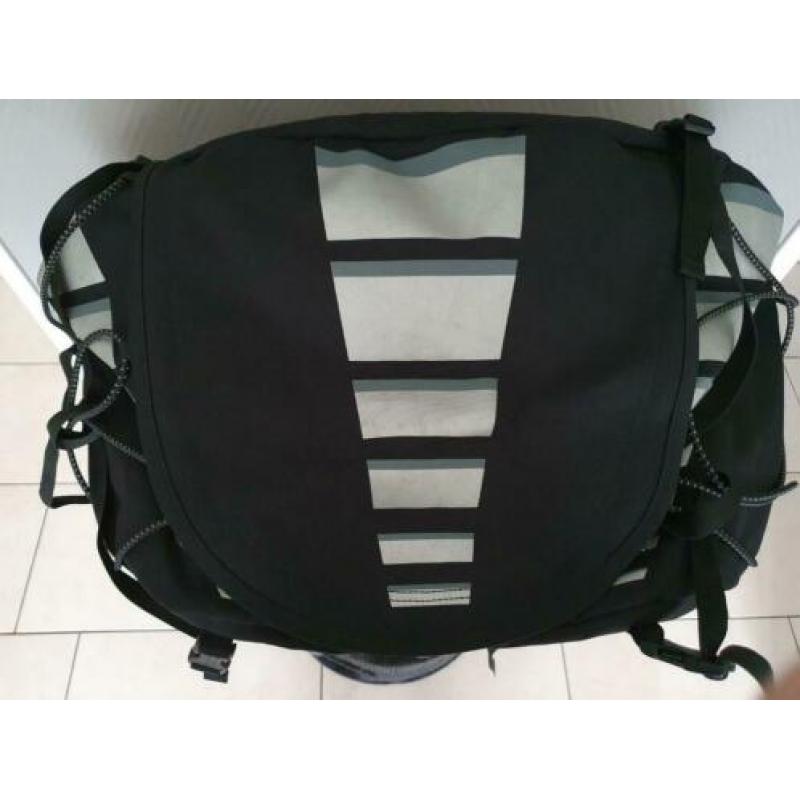 Connection Cargobag achtertas 50 liter