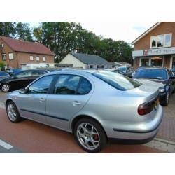 Seat Toledo 1.6-16V Spirit Airco / Elec.Pakket / Cruise / 17