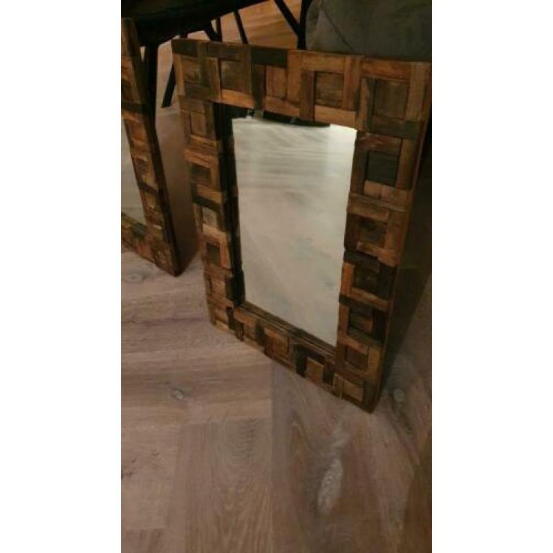 Troubadour  houten  spiegels 2x. Zo goed als nieuw.