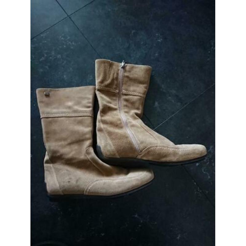 Prachtige nette beige suede TOMMY HILFIGER laarzen maat 36