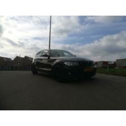 BMW 1-Serie 1.6 116I 2006 Zwart Nieuwe apk!