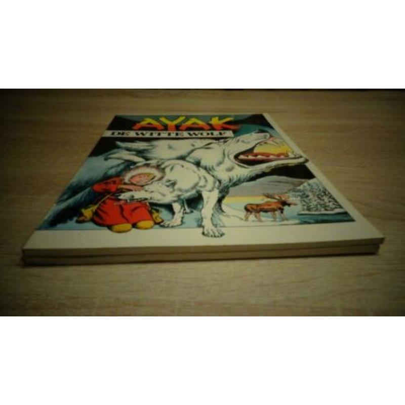 Ayak stripboeken 2 stuks zgan staat