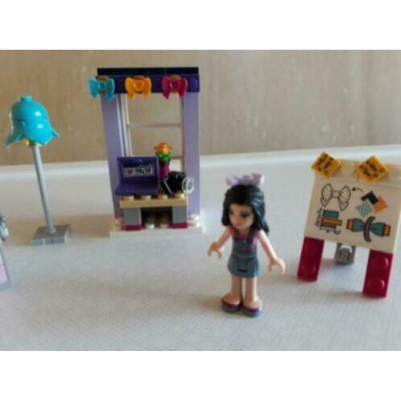 Lego friends 41115. Emma's atelier