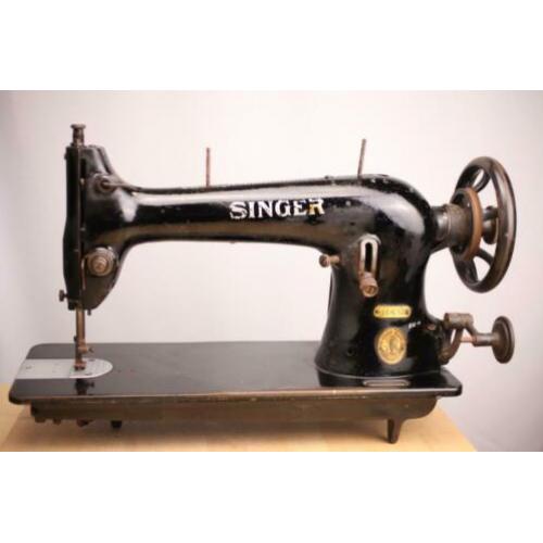 Industiele Singer 31k32 naaimachine kop (1924) industrie
