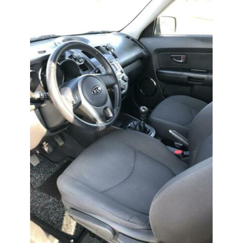 KIA Soul 1.6 2011 Grijs