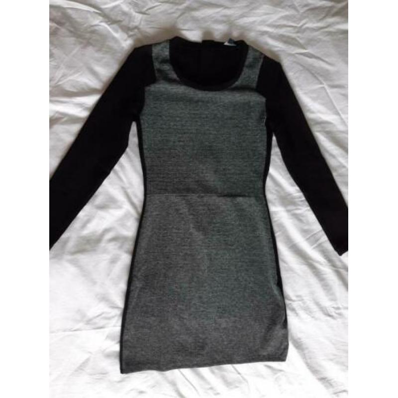 Jurk French Connection maat 38