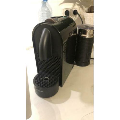 Nespresso Magimix M 130 milk Apparaat