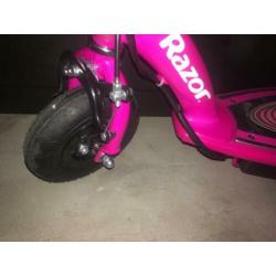 Step. E 100. Elektr. Power. Core. Razor