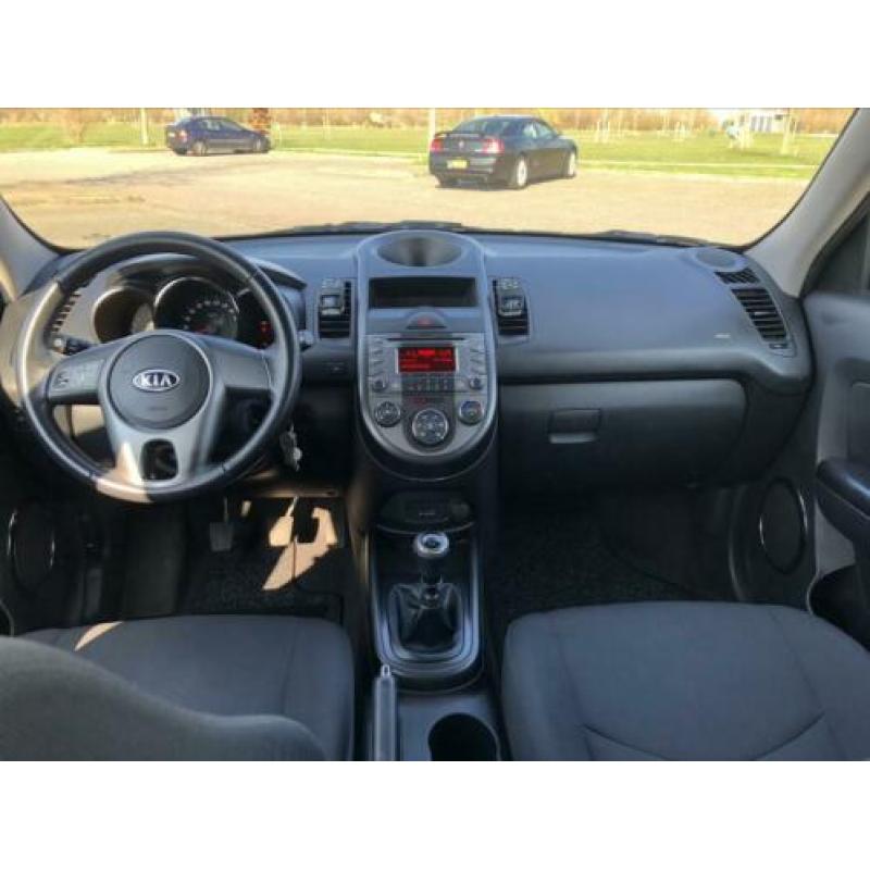 KIA Soul 1.6 2011 Grijs