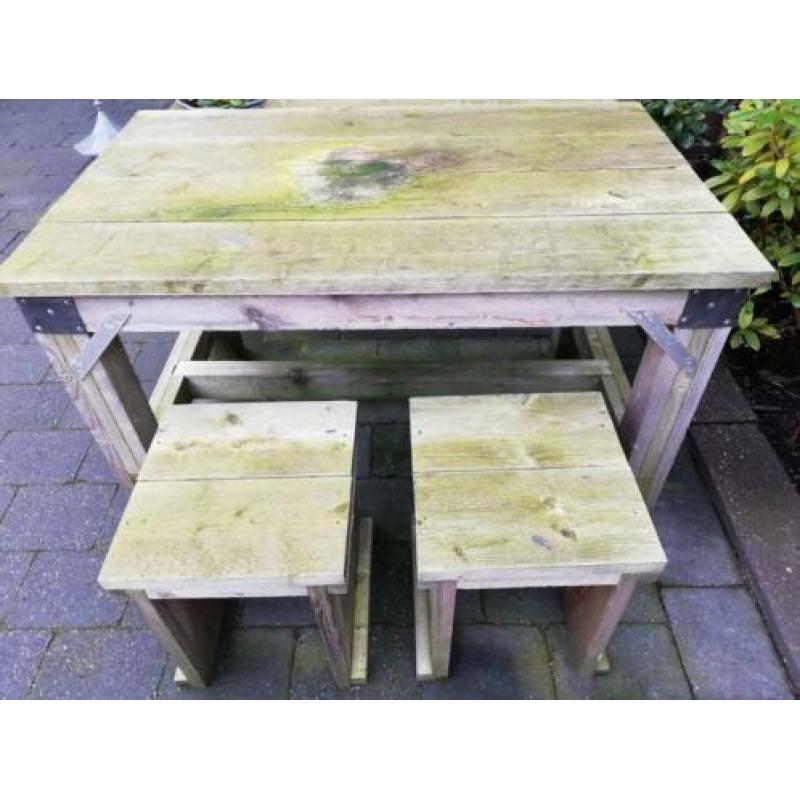 Tafel steigerhout Incl 2 krukjes