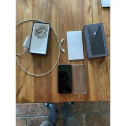 Iphone 8 64gb compleet en netjes