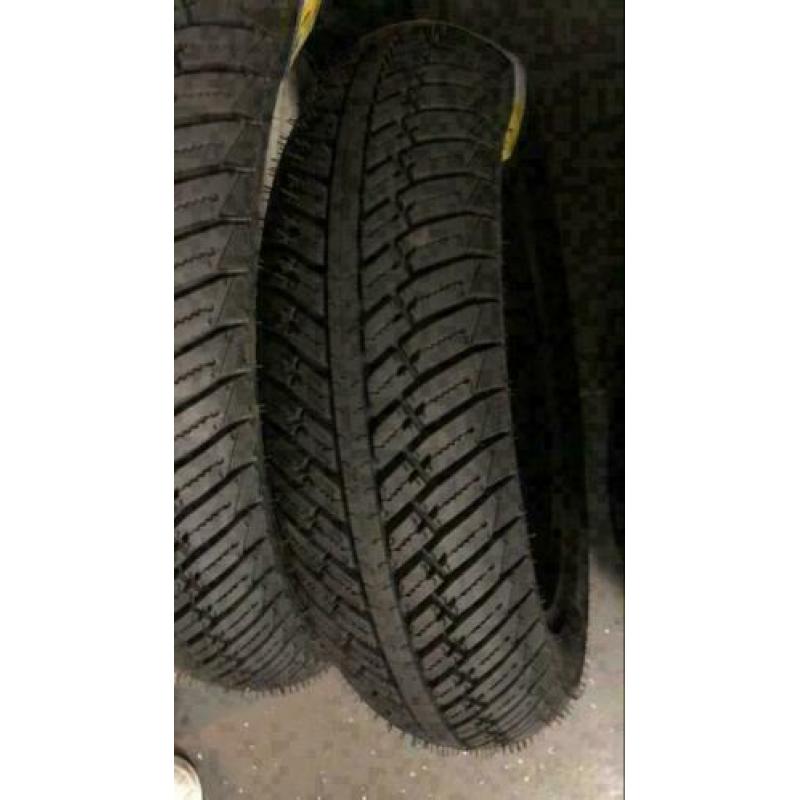 Piaggio Vespa SPRINT / Primavera / MP3 MICHELIN WINTERBANDEN