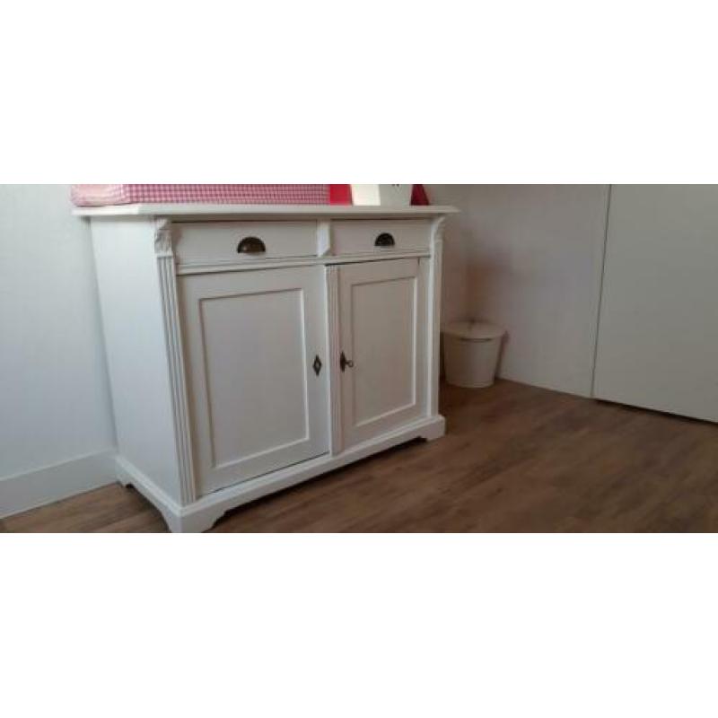 Mooie witte Biedermeier commode