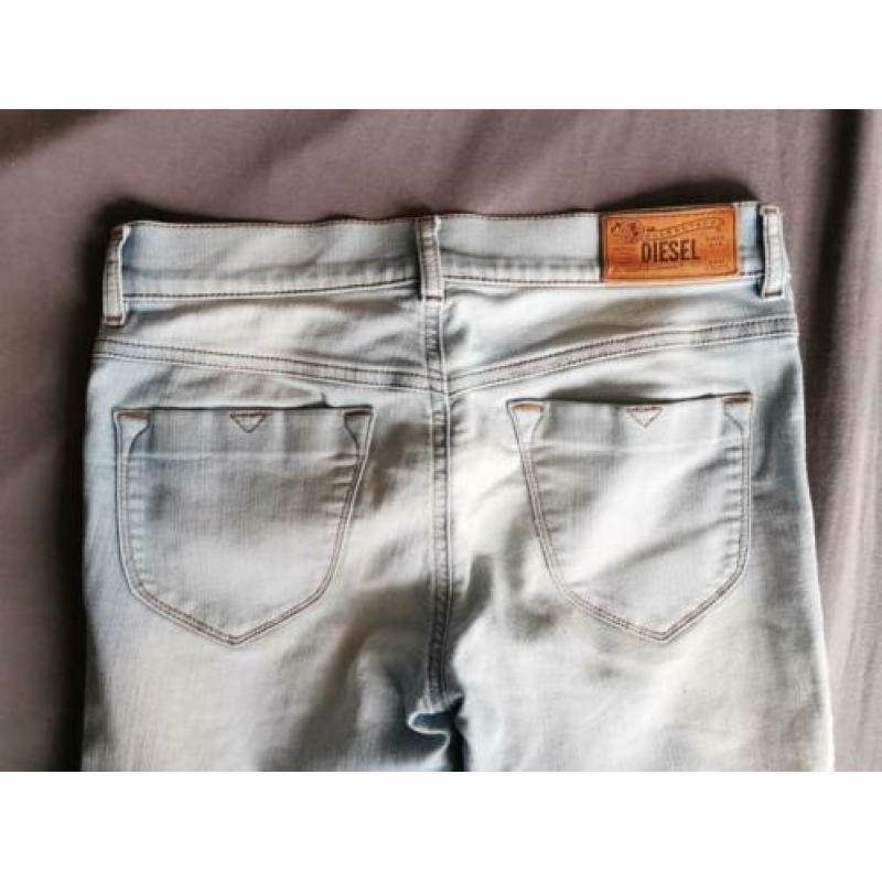 Super nette diesel broek!