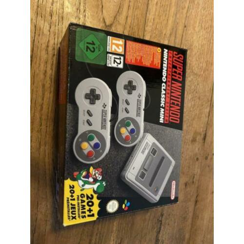 Super Nintendo mini NES