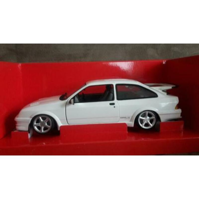 Snap On Minichamps Ford Sierra RS Cosworth 1/18 ( ZELDZAAM )