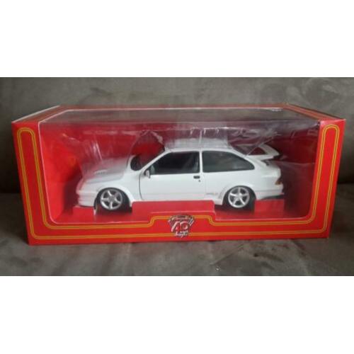 Snap On Minichamps Ford Sierra RS Cosworth 1/18 ( ZELDZAAM )
