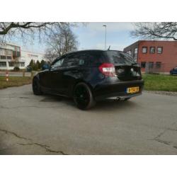 BMW 1-Serie 1.6 116I 2006 Zwart Nieuwe apk!