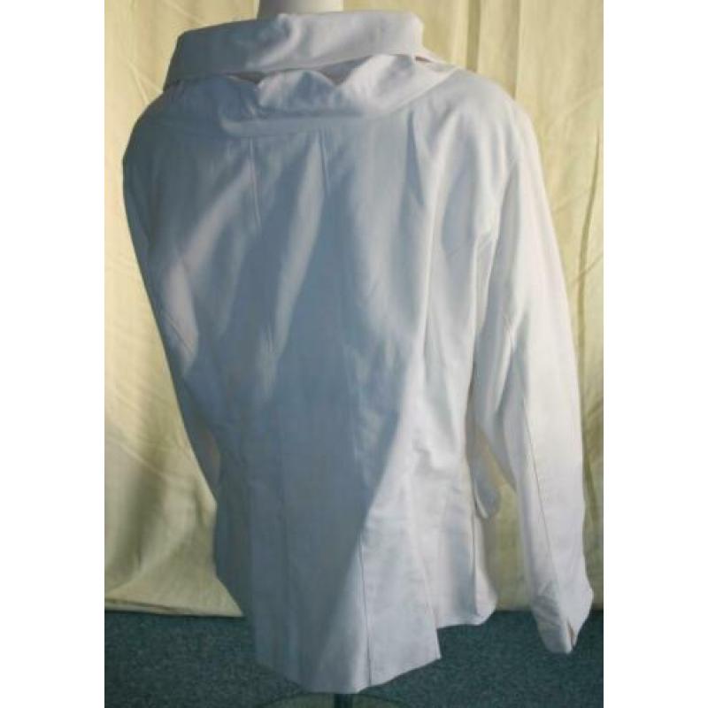 Mooie witte Easy Comfort jas, mt 44, nieuw