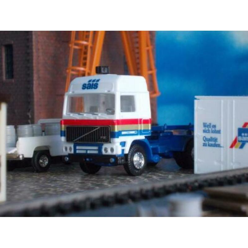 Volvo F12 trekker/oplegger Planta - Albedo