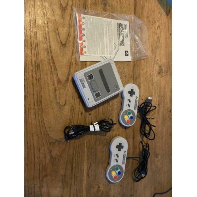 Super Nintendo mini NES