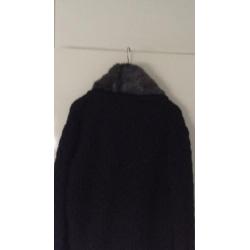 Mooi wollen vest met bontkraag