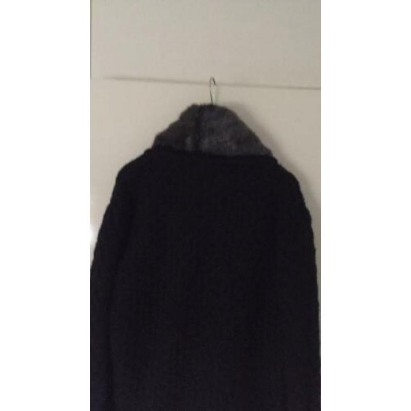 Mooi wollen vest met bontkraag