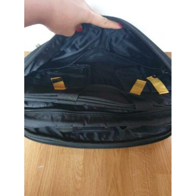 Targus 19" zwart