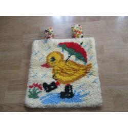 eendje wandkleed wol jaren 70 retro design 40 x 40 cm