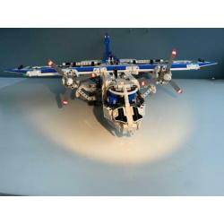 LEGO Technic vrachtvliegtuig, compleet