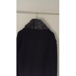 Mooi wollen vest met bontkraag