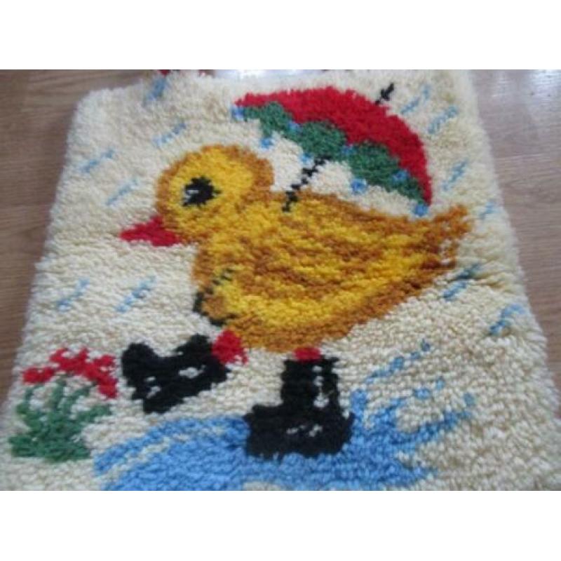 eendje wandkleed wol jaren 70 retro design 40 x 40 cm