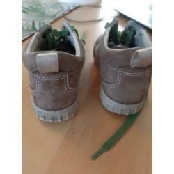 Bruine Ecco schoentjes met groene veters, maat 24