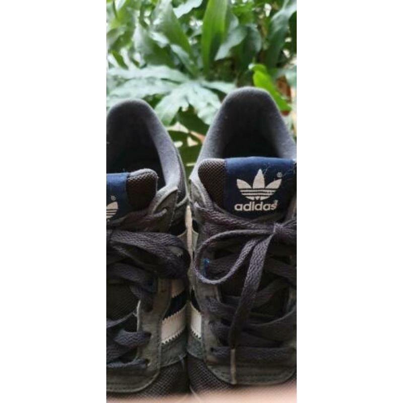 Adidas sneakers maat 42